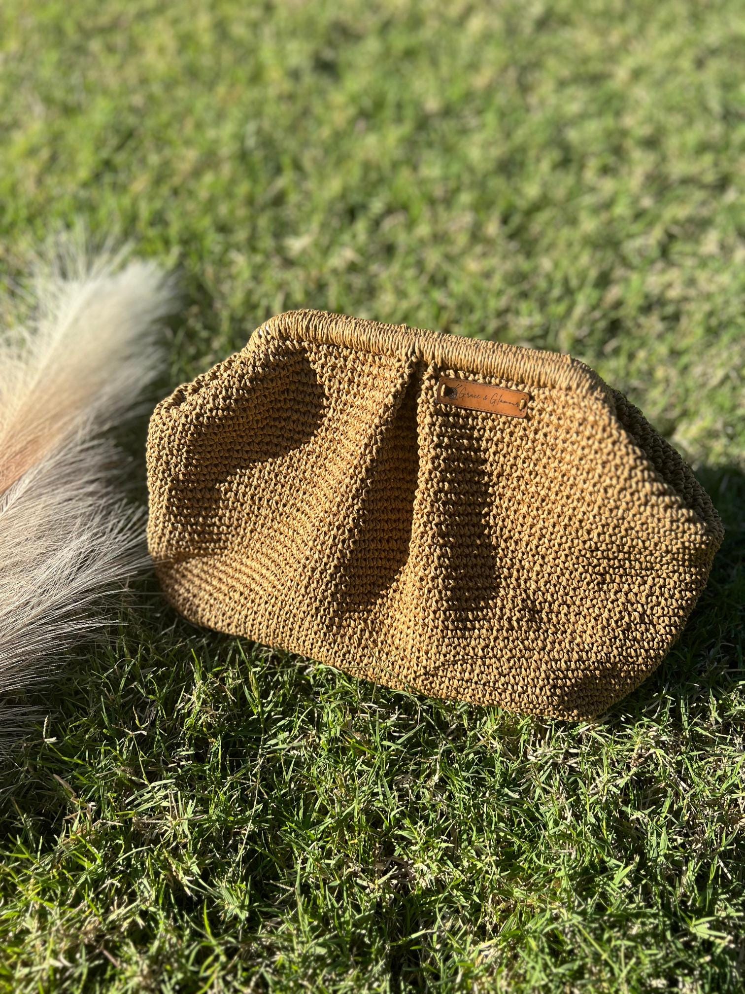 Raffia Pouch Clutch, Handmade Knitted Raffia Bag, Clutch, Charity, bag, Artisan Made handbag, Natural Straw bag, Wicker Bridal Clutch Bag,