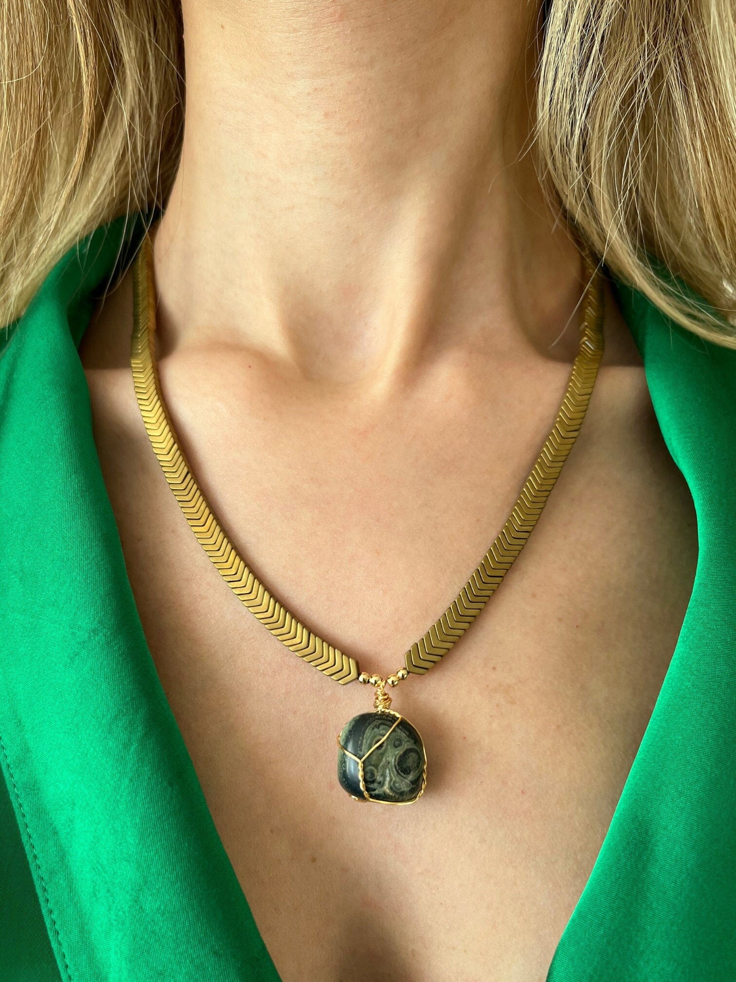 Customizable Hematite Necklace , Raw Crystal Pendants , Handmade Natural Stone Necklace ,  Unique Special Christmas Gift , Women Jewelry